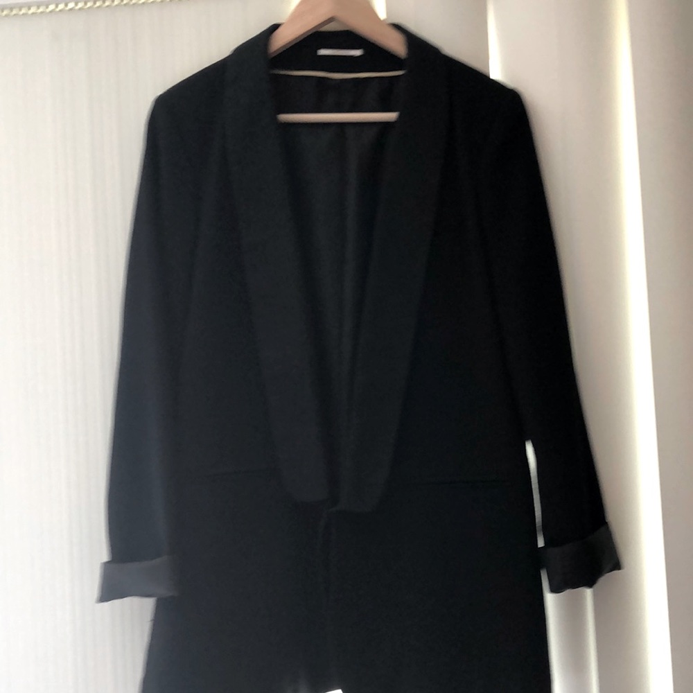 LONG BLACK TIE JACKET